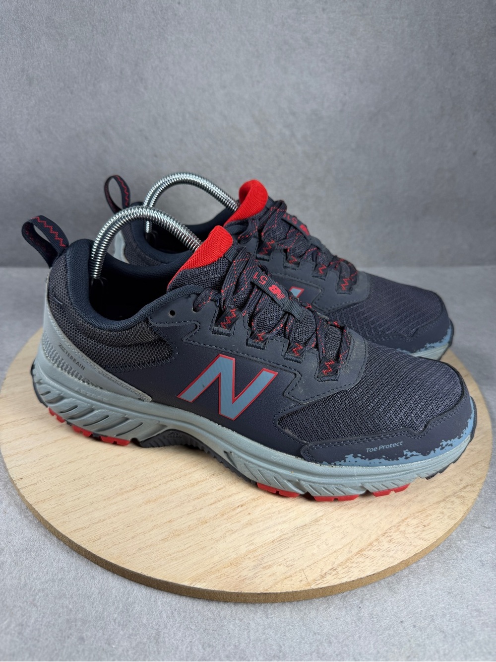 New Balance 510 v5 All Terrain Trail Running Shoes Dark Gray Red Size US 10